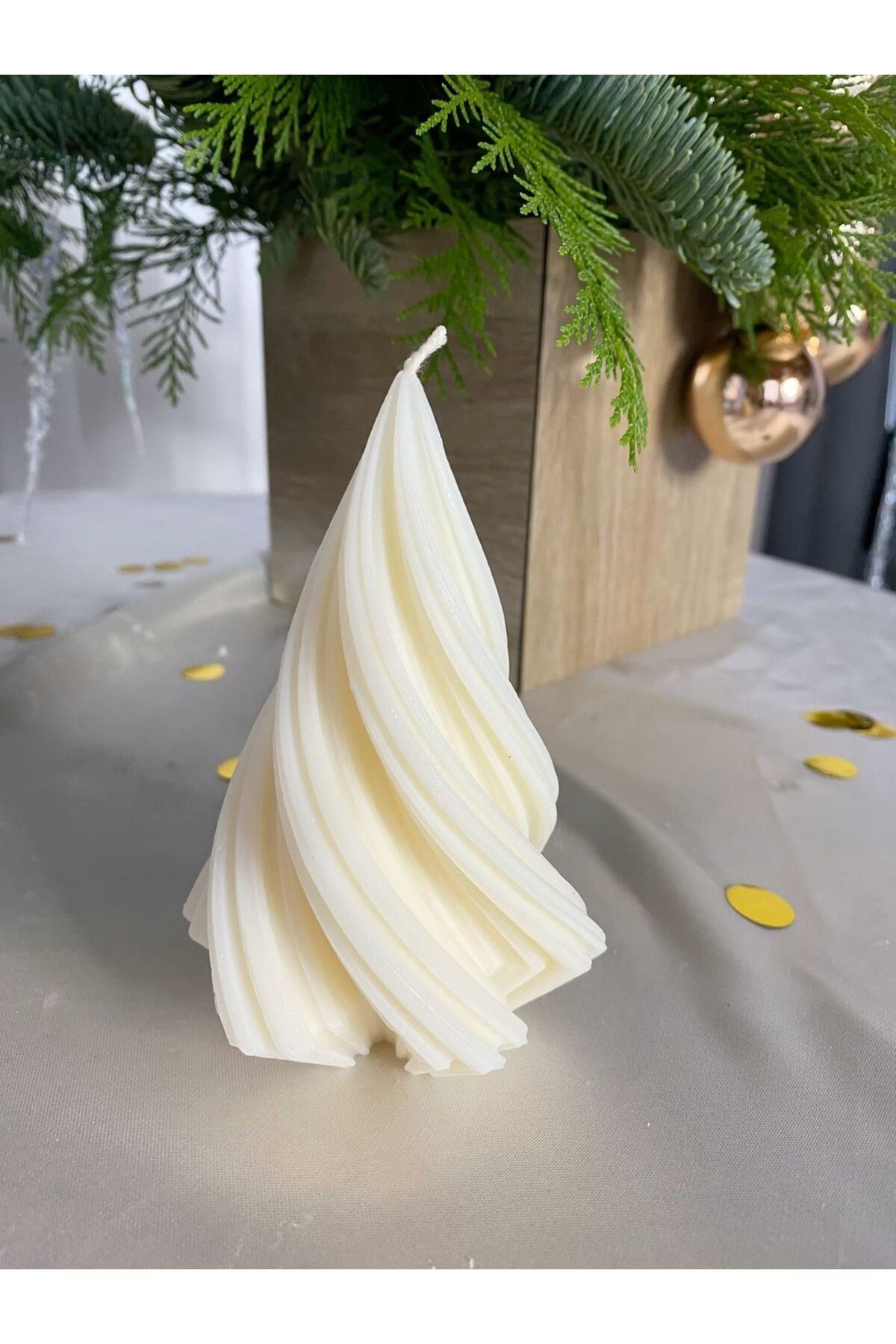 CANDLE El Yapımı Çam Ağacı Yeni Yıl 10 cm + Çokgen Uzun Desenli Dekoratif 10*5 cm Vanilya Kokulu