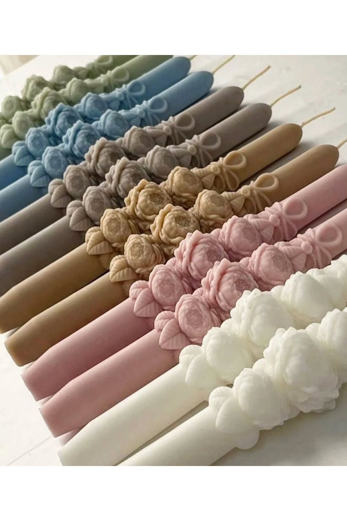 CANDLE El Yapımı Gül Desenli Dekoratif Soya Wax Mum – Kabartmalı Şamdanlık Mum Beyaz – 2’li 20cm