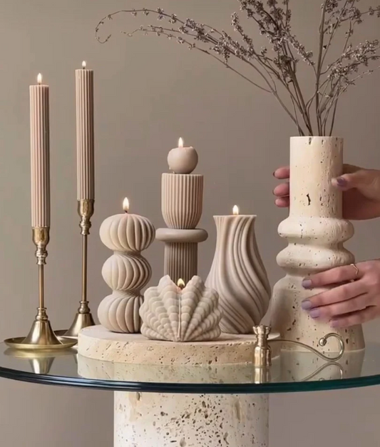 Dekoratif Mum Tek toplu 1 + Üçlü yuvarlak 1 + Deniz kabuğu 1 + Vazo 1 + Şamdanlık Mum 2  Toplam 6 parça