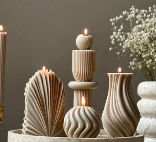 Dekoratif Mum Palm 1 Adet +Tekli Top 1 Adet + Vazo Mum 1 Adet + Yuvarlak Toplam 1 Adet - Toplam 4 Parça Takım