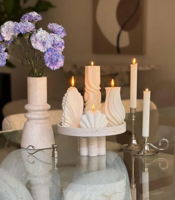 Palm 1 Adet +Dalgalı Mum 1 Adet +Vazo 1 Adet + Deniz Kabuğu 1 Adet + Şamdanlık Mum 2 Adet - Toplam 6 Parça Takım