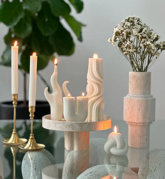 Şamdanlık Mum 2 Adet +Aşk Alev 1 Adet +U Model Mum 1 Adet +Dalgam Model 1 Adet +Duyum 1 Adet - Toplam 6 Parça Takım