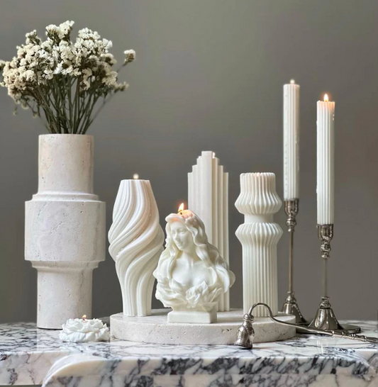 Vazo Mum 1 Adet + Kadın Figür 1 Adet + Başı İki Yuvarlak 1 Adet +Şamdanlık Mum 2 Adet + Gül Mum 1 Adet -  Toplam 6 Parça Takım