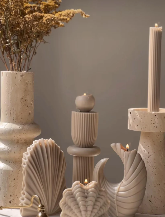 Dekoratif Palm Mum 1 Adet +Top Model Mum 1 Adet +Deniz Kabuğu Mum 1 Adet +Ay Model Mum 1 Adet +Şamdanlık Mum 1 Adet - Toplam 5 Parça Takım