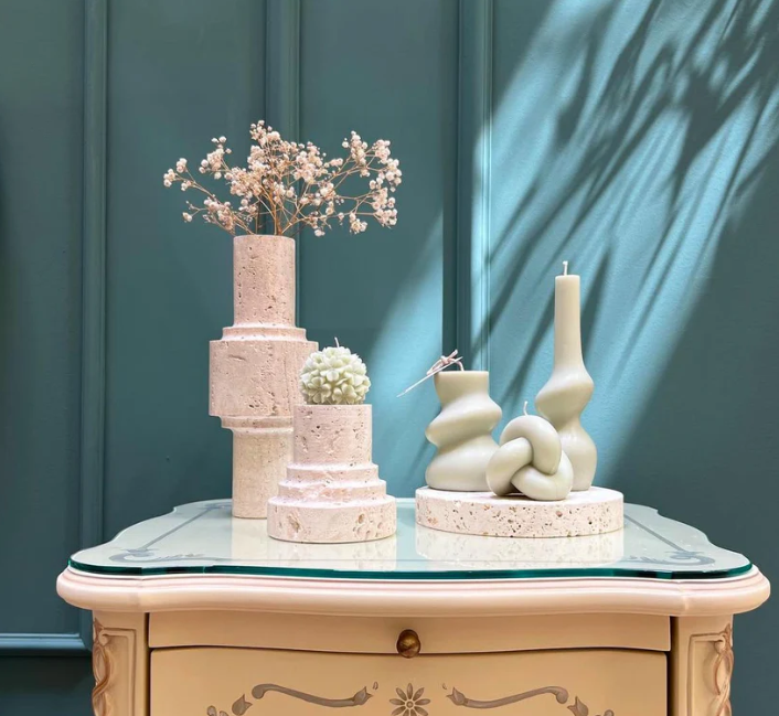 Duyum Mum 1 Adet +Gül 1 Adet + Şamdanlık Mum1 Adet + Eğlimli Dekoratif Mum2 Adet -  Toplam 5 Parça Takım