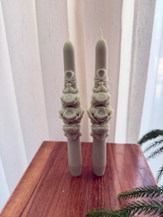 CANDLE El Yapımı Gül Desenli Dekoratif Soya Wax Mum – Kabartmalı Şamdanlık Mum Gri – 2’li 18 cm