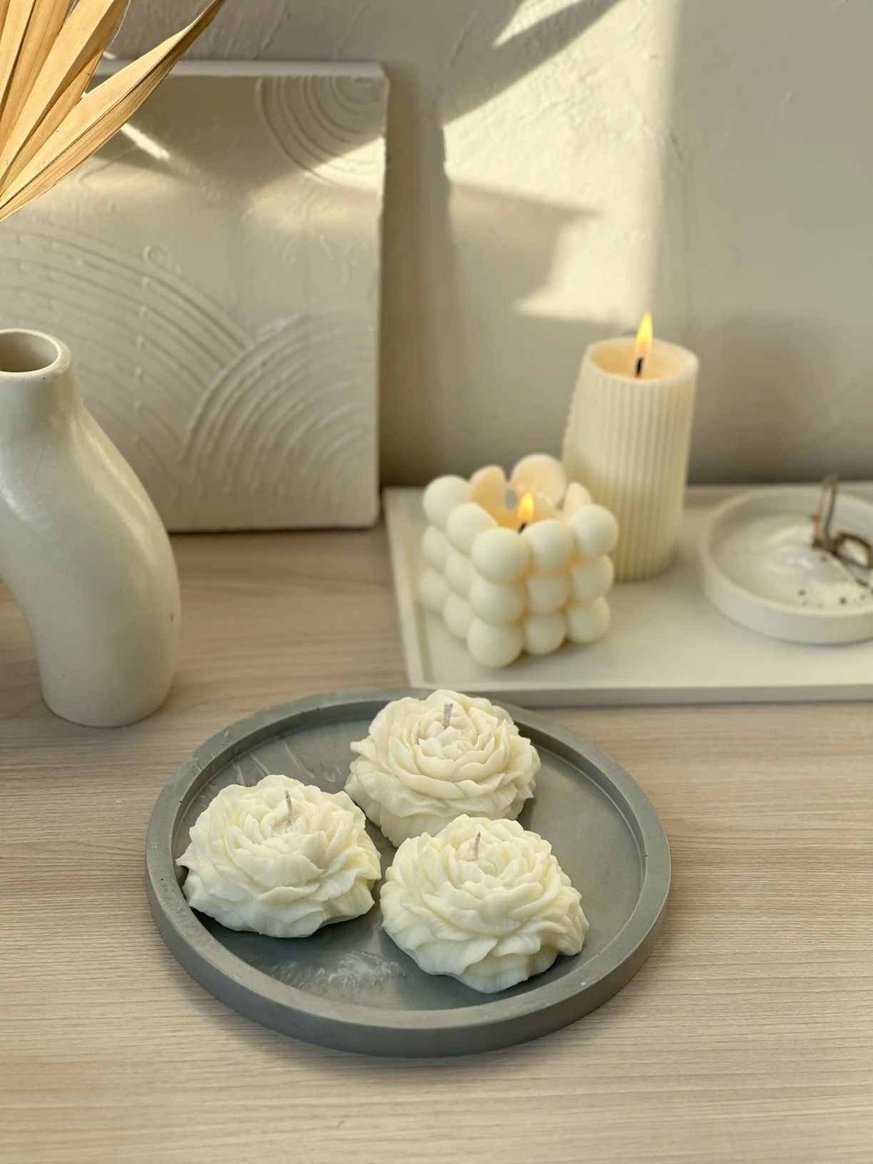 CANDLE Yapımı Kokusuz Açmış Şakayik Gül Dekoratif Kalıp Mum– Kırık Beyaz -7 cm